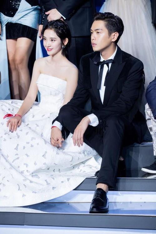 张若昀最新回应恋情爆料,最新回应揭露真相 第2张 张若昀最新回应恋情爆料,最新回应揭露真相 第2张